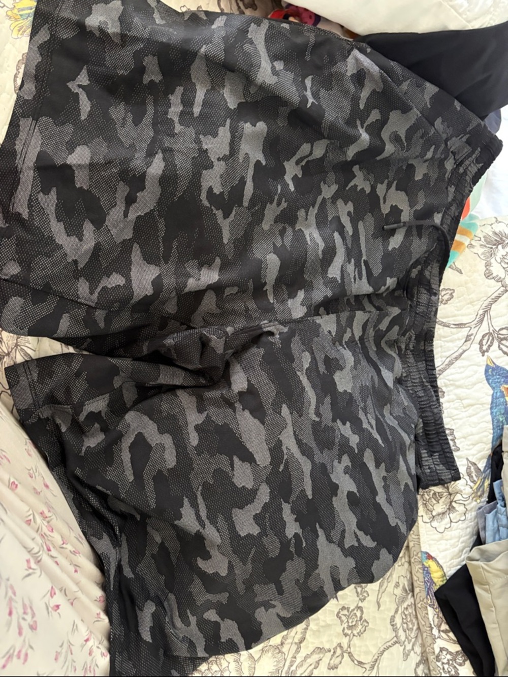 lululemon athletica Men's Black and Gray Camo Athletic Shorts